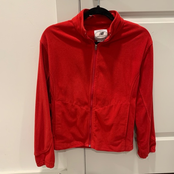 NEW BALANCE - kids red zip up jacket with pockets, size M, in perfect condition - Picture 1 of 6